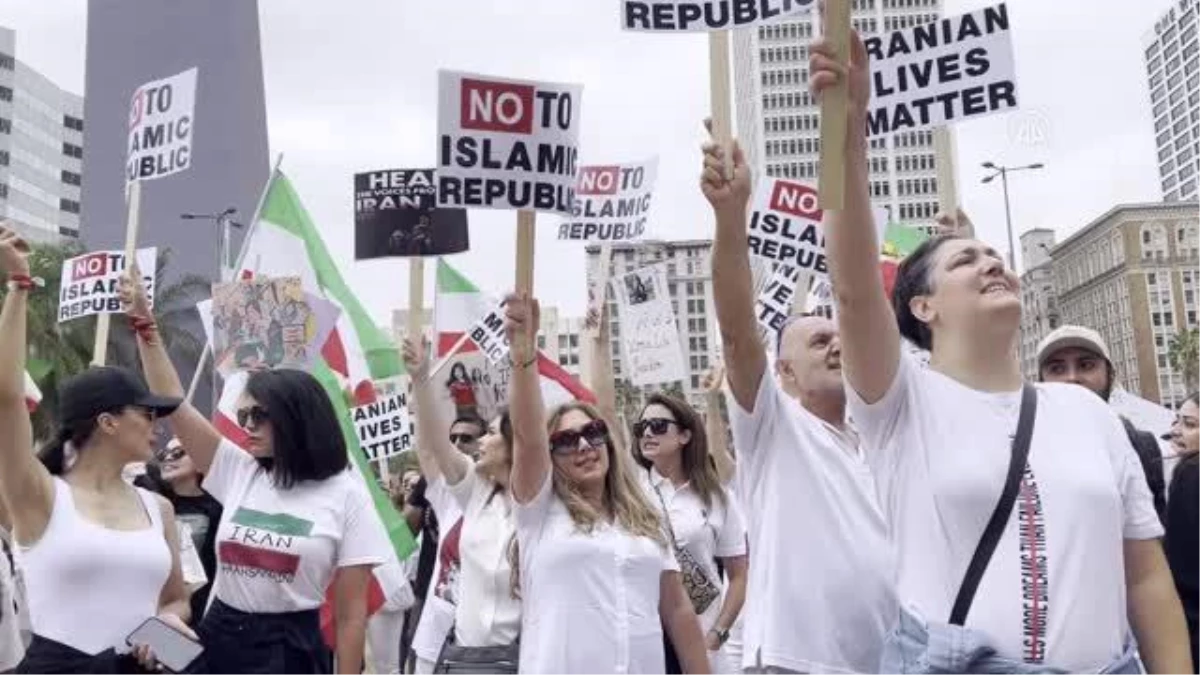 Los Angeles\'da İranlı Mahsa Emini\'nin ölümü protesto edildi