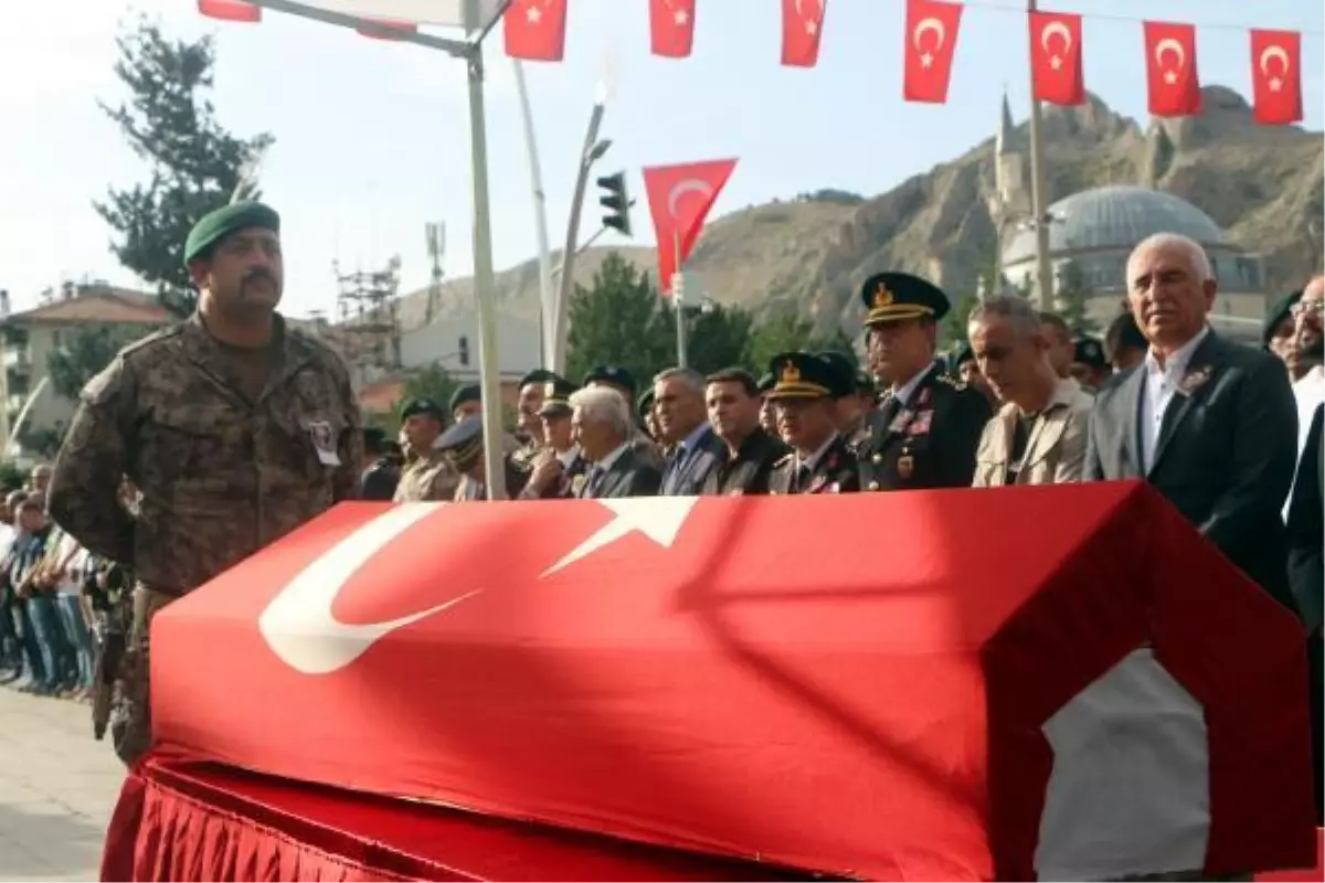 Son dakika haber: ŞEHİT POLİS MUSTAFA ÇALIŞGAN, SON YOLCULUĞUNA UĞURLANDI