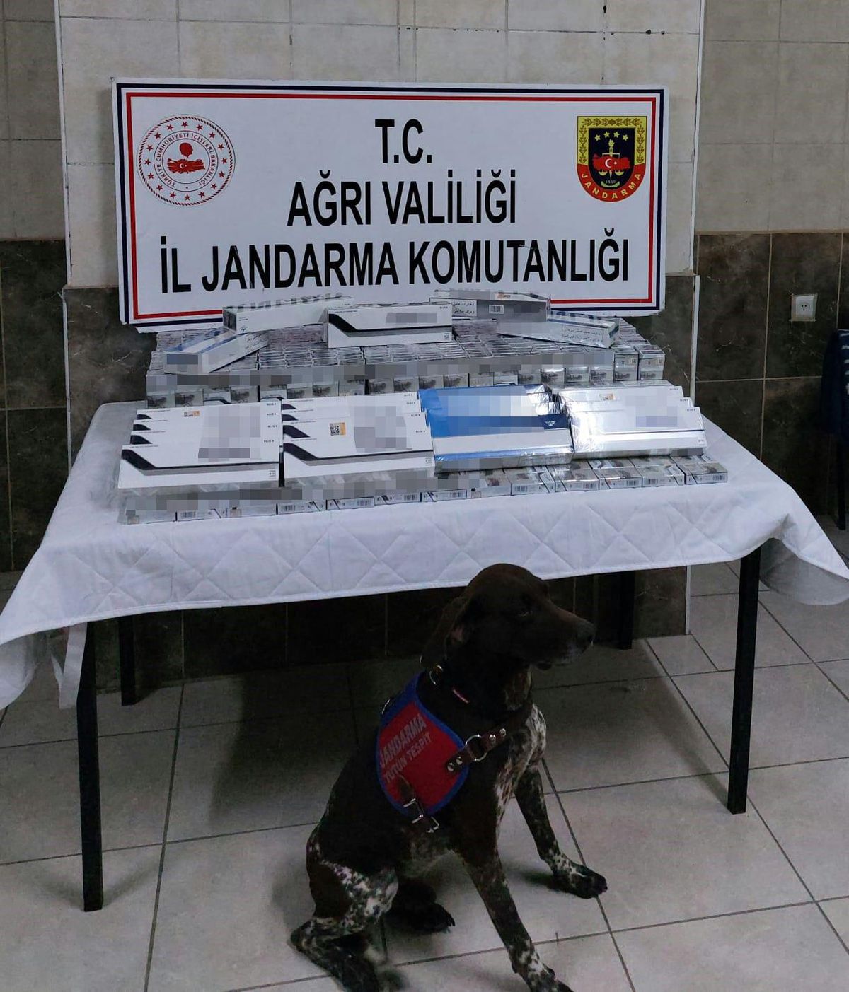 Ağrı\'da sigara kaçakçılığında kullanılan 6 araca el konuldu