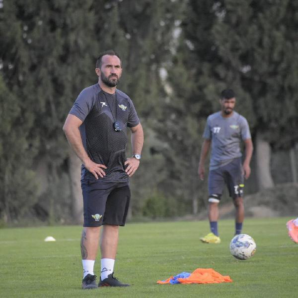 Akhisarspor 1 puana abone