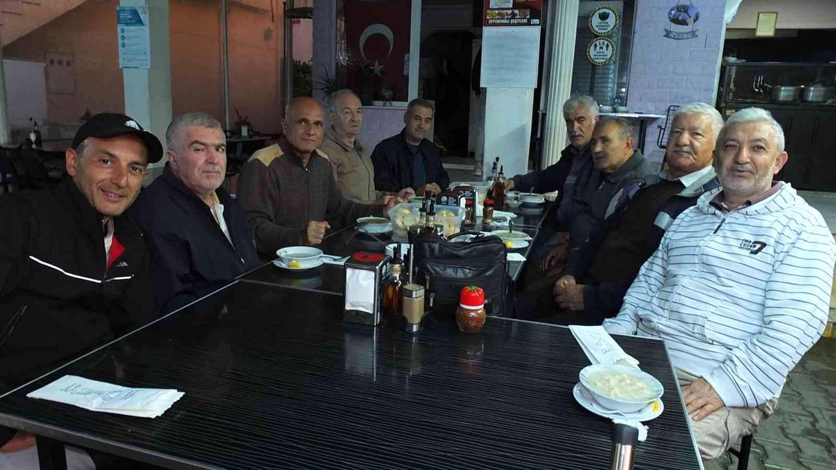 Balıkesir yerel haberi | Burhaniye\'de çorba geleneği