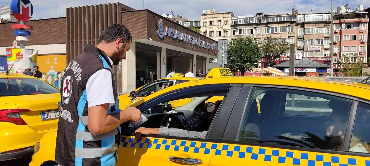 Fatih\'te yolcu seçen 3 taksiciye ceza