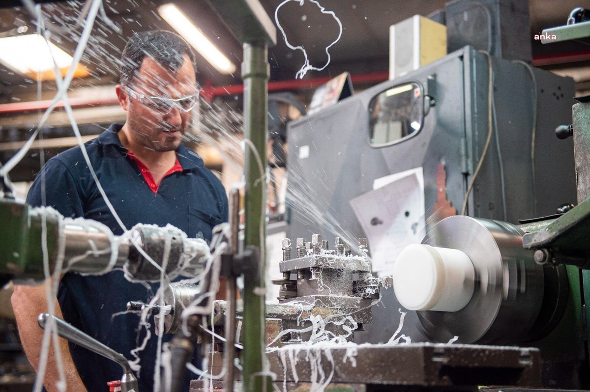 İSO Türkiye İmalat PMI eylülde 46,9 oldu