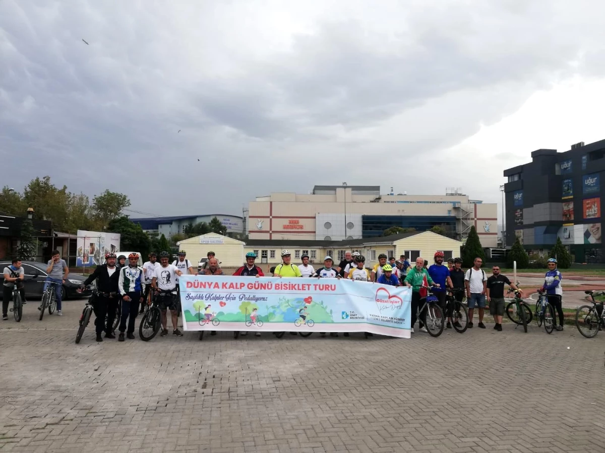 İzmit Belediyesi, Kalp Sağlığına Bisiklet Turuyla Dikkat Çekti