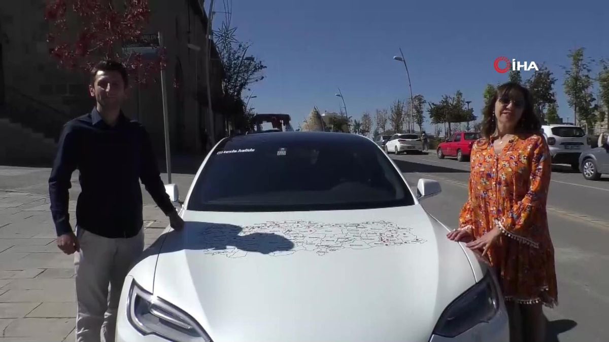 Merak uğruna elektrikli aracıyla İsviçre\'den yola çıktı Türkiye\'de 81 ili geziyor