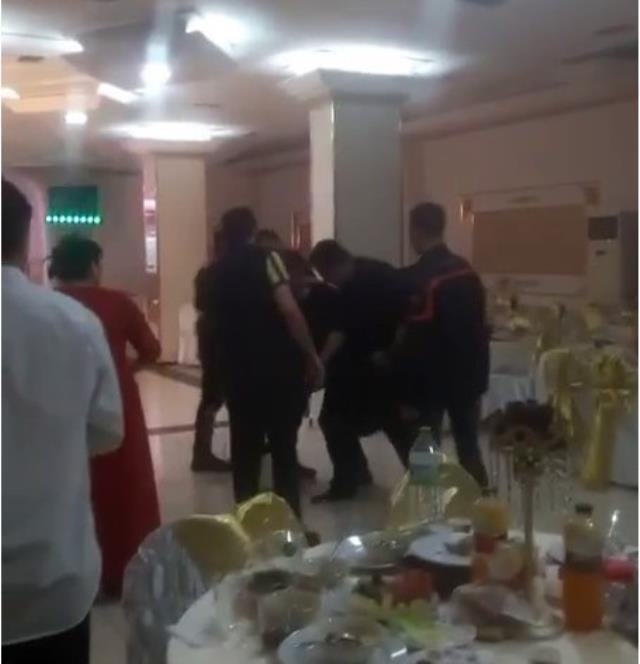 Mühürlü salonda yapılan düğünde kavga çıktı