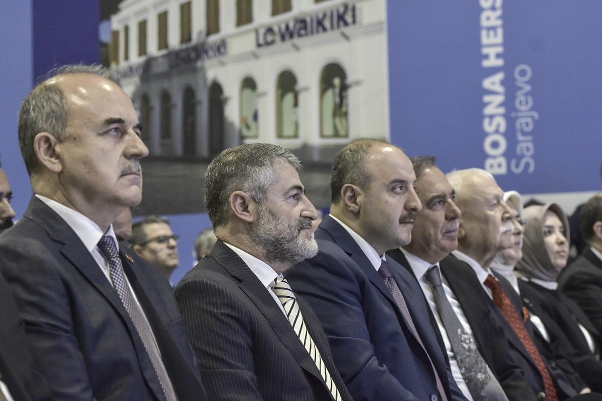 Bakan Nebati, LC Waikiki Yalova Lojistik Merkezi\'nin açılışında konuştu Açıklaması