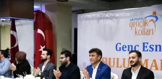 AK Parti Eskişehir İl Başkan Zihni Çalışkan, genç esnafla buluştu