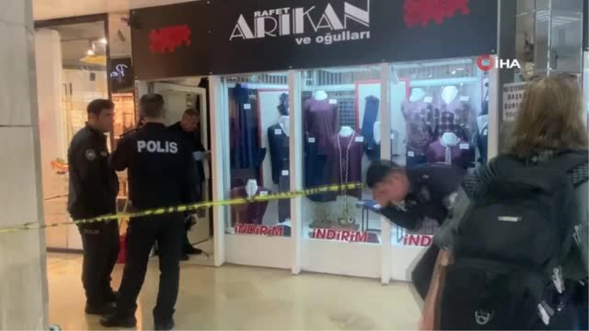 Bursa\'da dışardan kilitli iş yerinde 1 kişi ölü bulundu