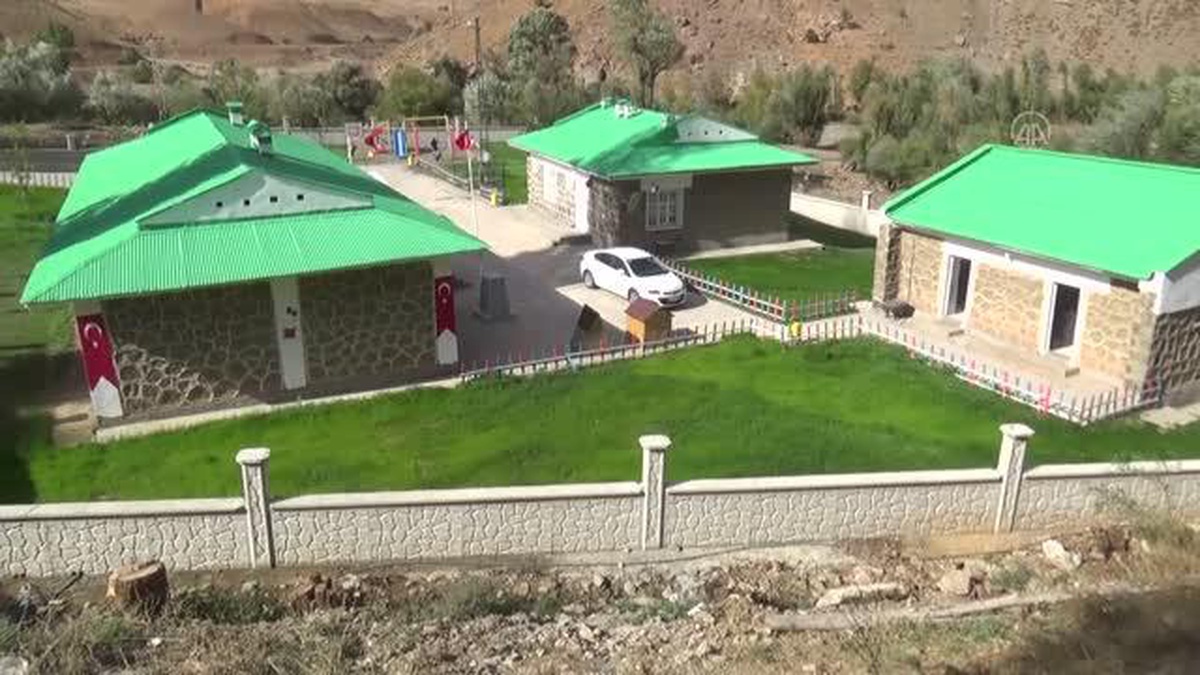 Muş\'ta kullanılmayan okullar " Köy Yaşam Merkezi"ne dönüştürülüyor