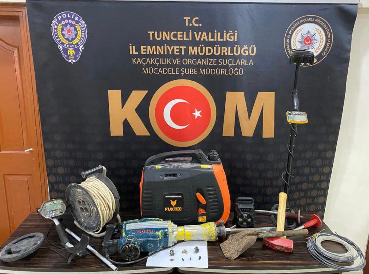Tunceli\'de kaçak kazı yapan 3 şüpheli yakalandı