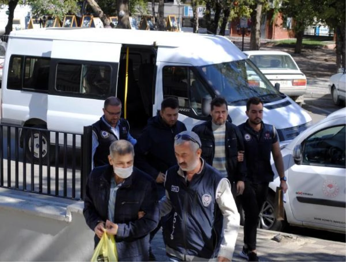 Yunanistan\'a kaçmaya çalışan 3 FETÖ şüphelisine tutuklama