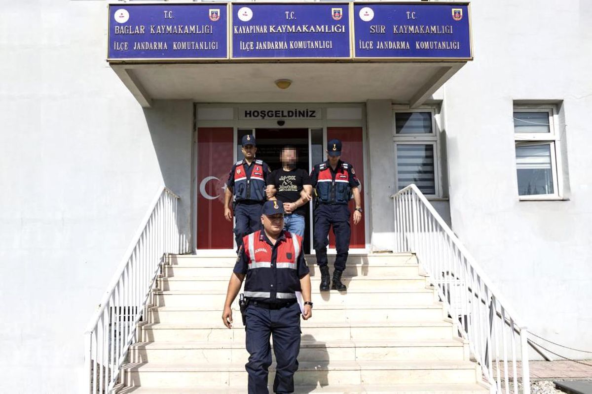 Diyarbakır gündem haberi: Diyarbakır\'da hakkında 17 yıl 9 ay hapis cezası bulunan hükümlü yakalandı
