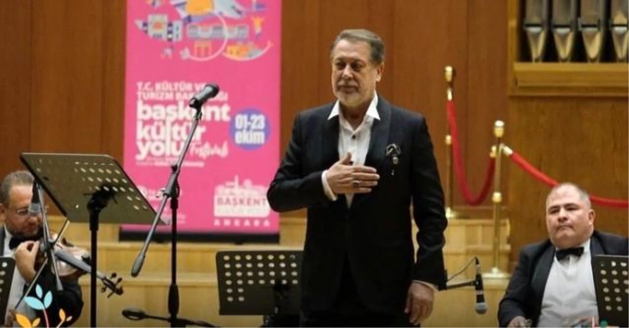 Ahmet Özhan, Alâeddin Yavaşça\'yı Konserle Andı