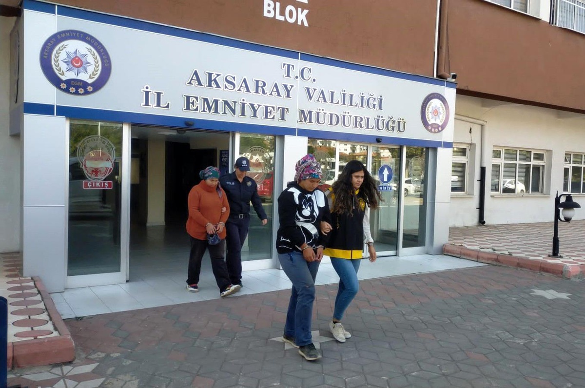 Aksaray haberi! Aksaray\'da inşaattan hırsızlık yapan 2 kadın yakalandı