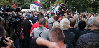 Bosna Hersek'te Dodik'in 'hileli' seçim galibiyeti protesto edildi