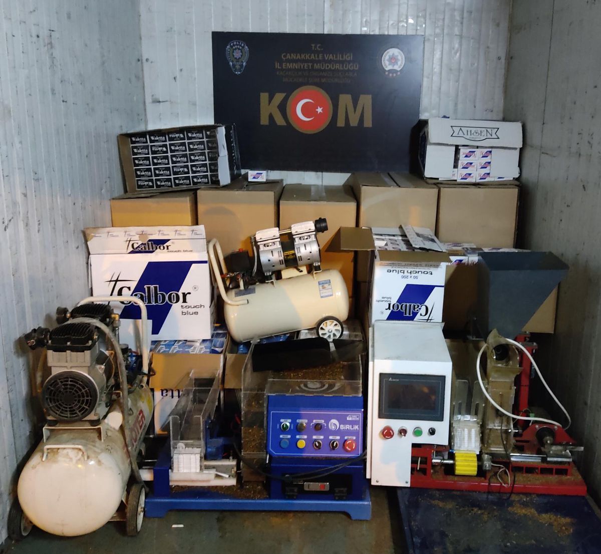 Çanakkale haberleri! Çanakkale\'de 139 bin 800 makaron ve 112 kilogram tütün ele geçirildi