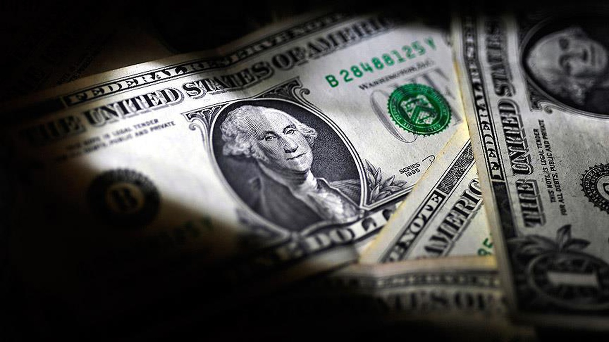 Güne yatay seviyede başlayan Dolar/TL, 18,58\'den işlem görüyor