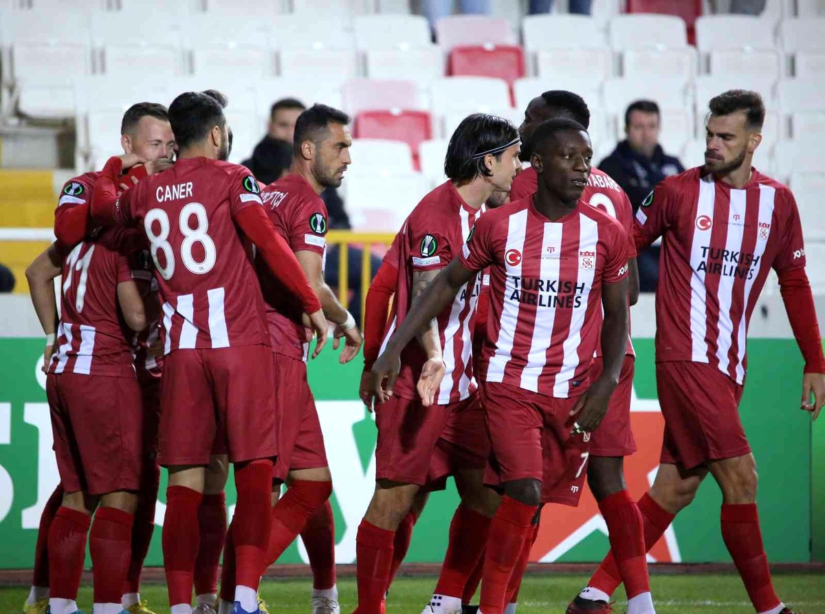 Fredrik Ulvestad 2. golünü Ballkani\'ye attı