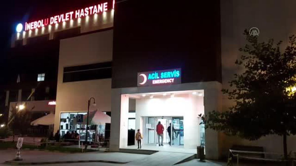 KASTAMONU - Düğün yemeğinden 31 kişi zehirlendi