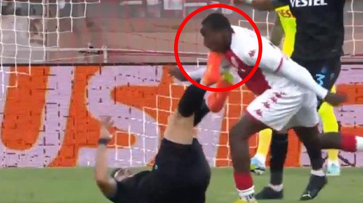 Trabzonspor\'un yıldızı Monaco maçında yaptığı ile şaşkınlık yarattı