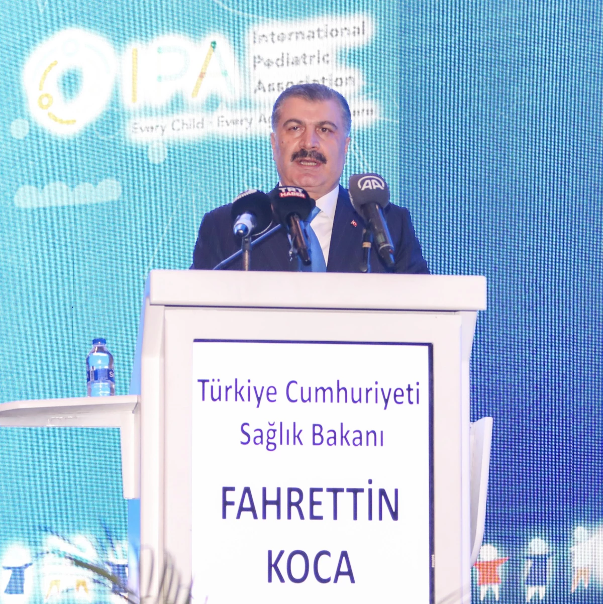 Sağlık Bakanı Koca, KKTC\'deki 66. Türkiye Milli Pediatri Kongresi\'nde konuştu