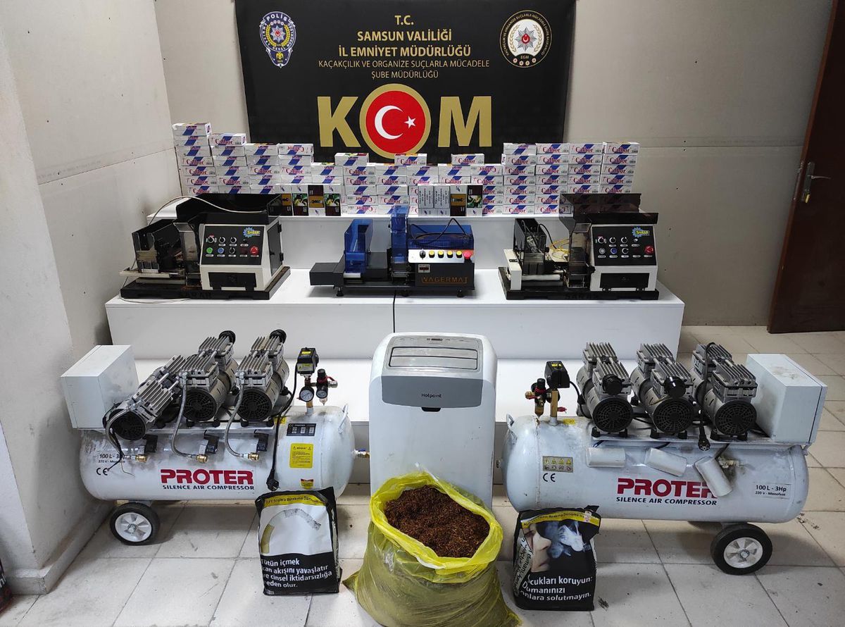 Samsun haberleri... Samsun\'da bir araçta 20 bin makaron ele geçirildi