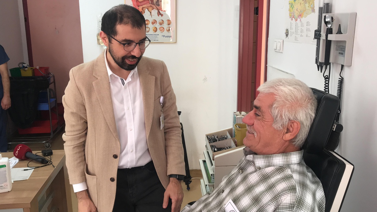 Zonguldak sağlık haberleri | Zonguldak\'ta 50 yıldır yüz kemiğinde kurşunla yaşayan hasta ameliyat edildi