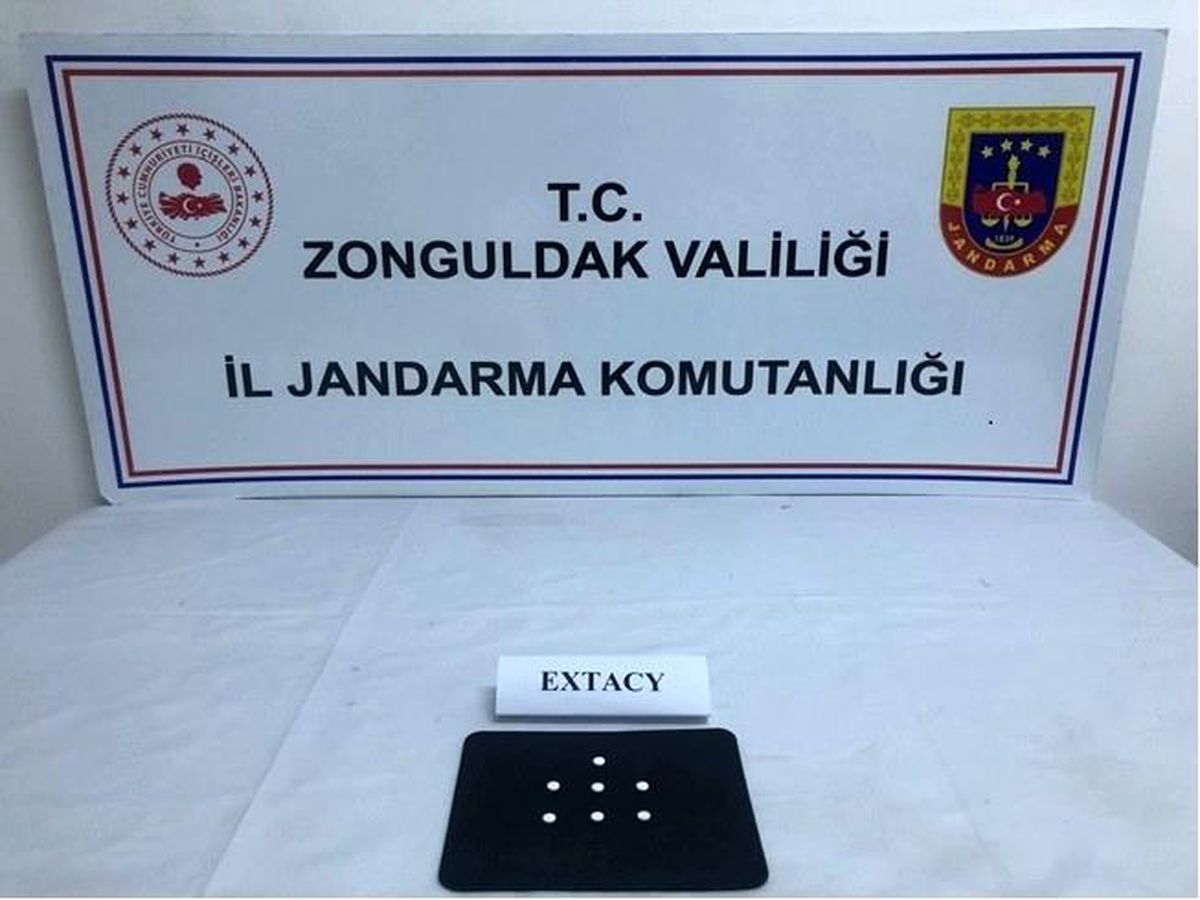 Zonguldak haberleri | Alaplı\'da uyuşturucu hap operasyonu