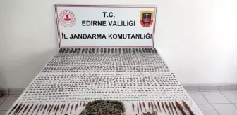 Son dakika haberleri! Edirne'de jandarmanın baskın yaptığı evde 3 bin 183 tarihi eser ele geçirildi