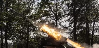 Herson bölgesinde Ukrayna ile Rus güçleri arasındaki çatışmalar devam ediyor