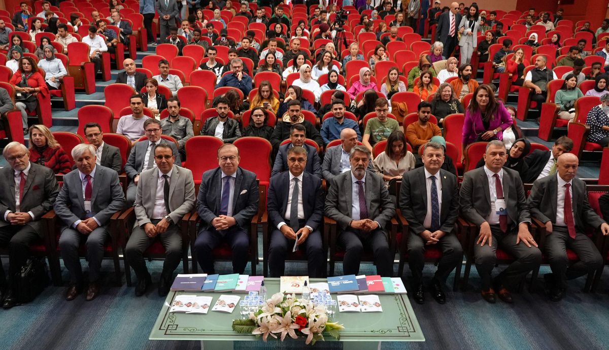 Karabük haberi | IV. Uluslararası Coğrafya Eğitimi Kongresi Karabük\'te başladı