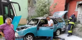 Kibritle oynayan çocuk otomobili yaktı