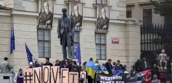 Prag'daki AB zirvesi öncesi 'Ukrayna'ya destek' gösterisi