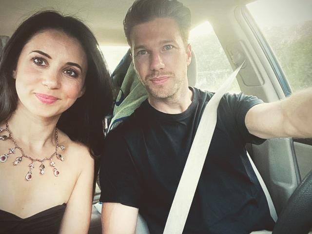 Şarkıcı Karsu, sevgilisinden evlilik teklifi aldı Şarkıcı Karsu, sevgilisinden evlilik teklifi aldı