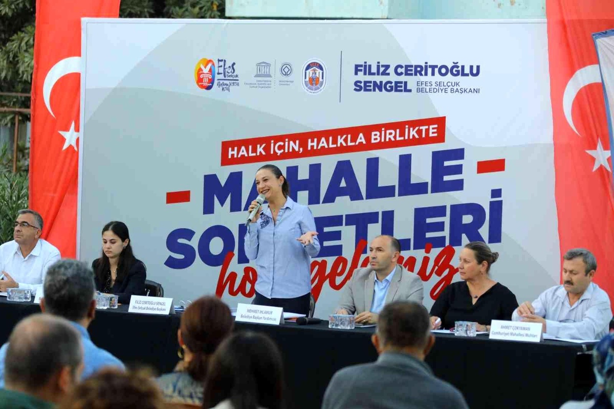 Son dakika haber: Selçuk\'ta \'Mahalle Sohbetleri\' devam ediyor