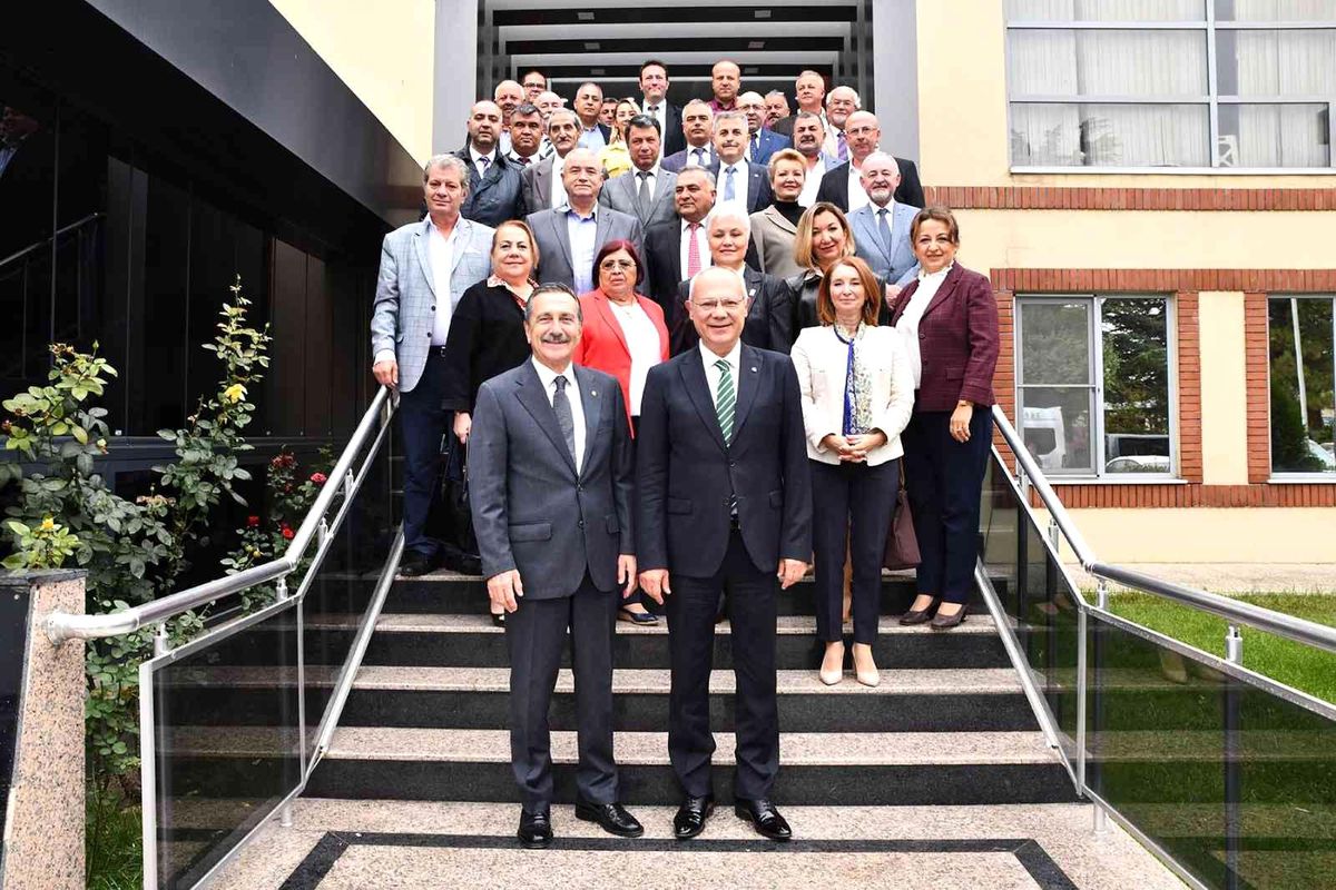 Eskişehir haber... Tepebaşı\'ndan ETB\'ye ziyaret