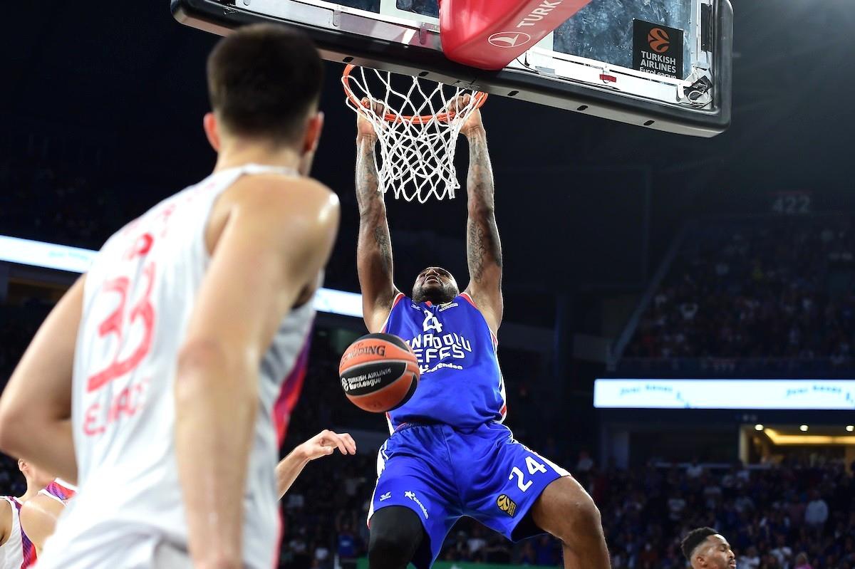THY Euroleague: Anadolu Efes: 72 Kızılyıldız: 59