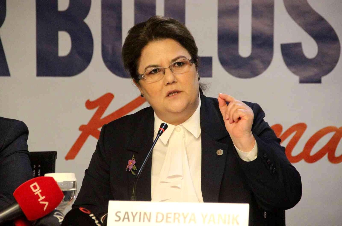 Bakan Yanık: "Dünyanın birçok ülkesinde hizmetleri ve projeleriyle örnek gösterilen bir Türkiye var"