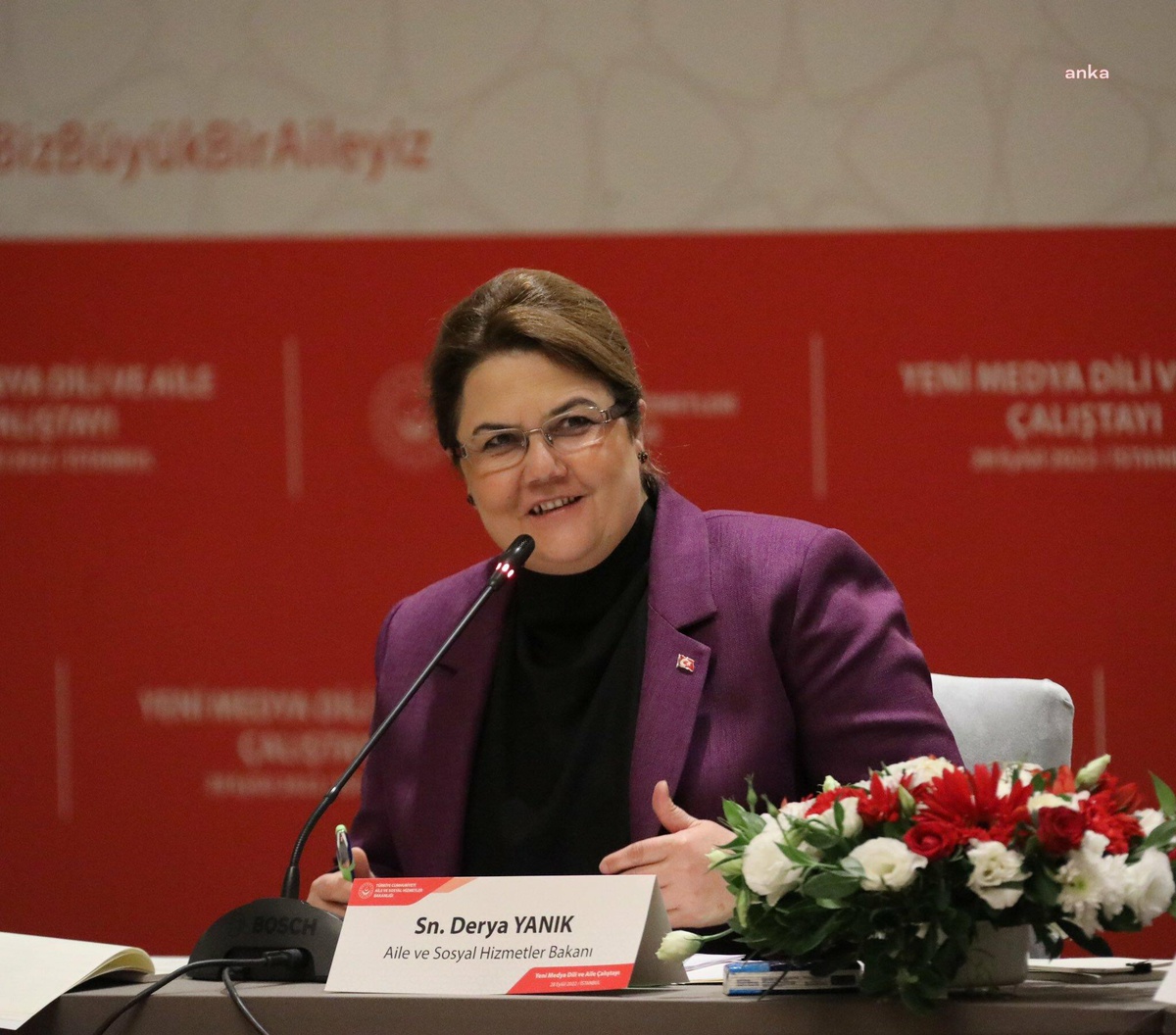 Bakan Yanık: Ekim Ayına İlişkin 2,1 Milyar TL Yaşlı Aylığı ve Engelli Aylıklarını Hesaplara Yatırdık