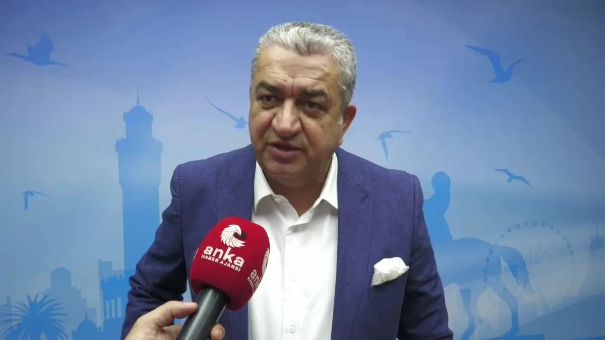 İzmir haber! Bedri Serter, İzmir\'deki Hastane Sorununa Dikkat Çekti: "Kalp Krizi Geçirenler 150 Km Mesafeden İzmir\'e Yetiştirilmeye Çalışıyor"