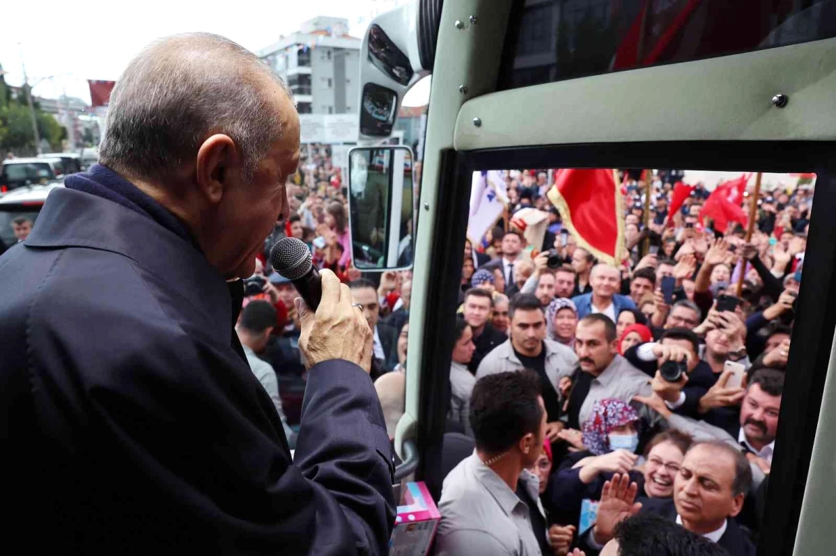 Cumhurbaşkanı Erdoğan: "Bu kardeşiniz görevde olduğu sürece faiz her geçen ay inmeye devam edecek"
