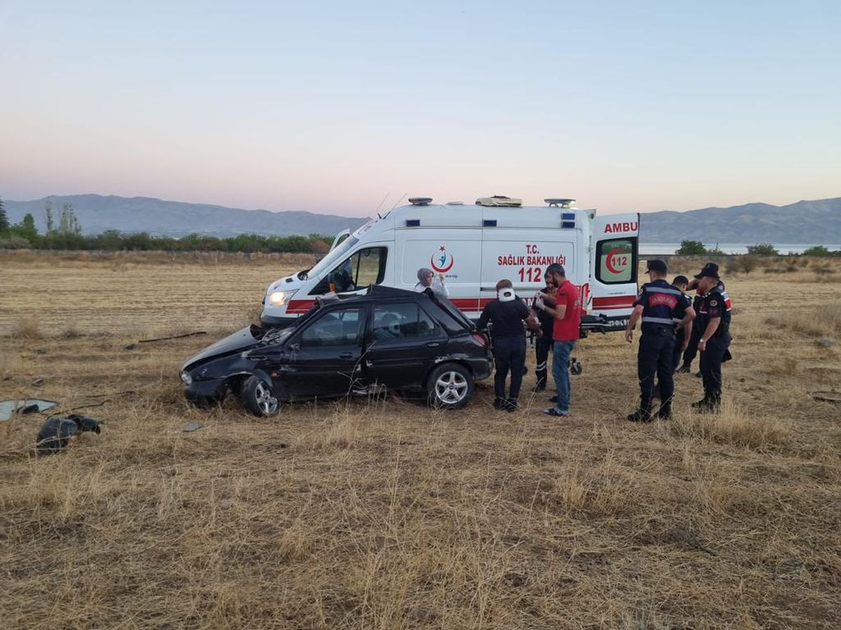 Son dakika haberleri! Elazığ\'daki trafik kazasında yaralanan bir kişi daha hayatını kaybetti