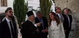 İzmir haber | Fener Rum Patriği Bartholomeos, Çeşme'yi ziyaret etti