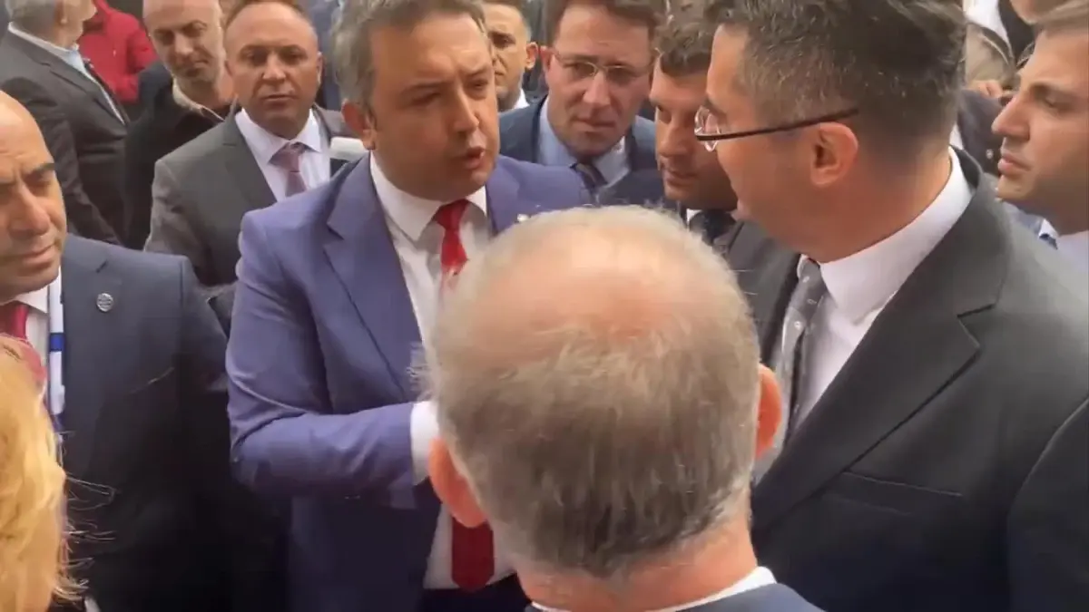 Erzurum haberi! Gelecek Partili Şahin Açıkladı: Davutoğlu\'nun Erzurum Tanıtım Günleri\'ne Gelişi Engellendi