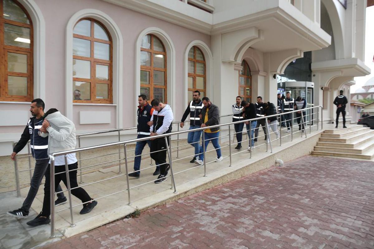 Son dakika haberi! Konya merkezli 4 ildeki dolandırıcılık operasyonunda 9 zanlı tutuklandı