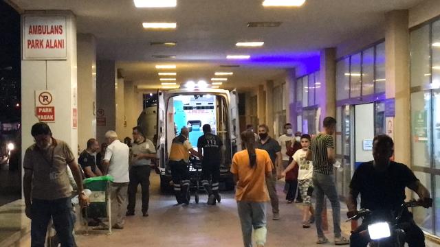Suruç'ta kamyon ve otomobil çarpıştı! Kamyonun şarampole girdiği kazada: 1 ölü 4 yaralı