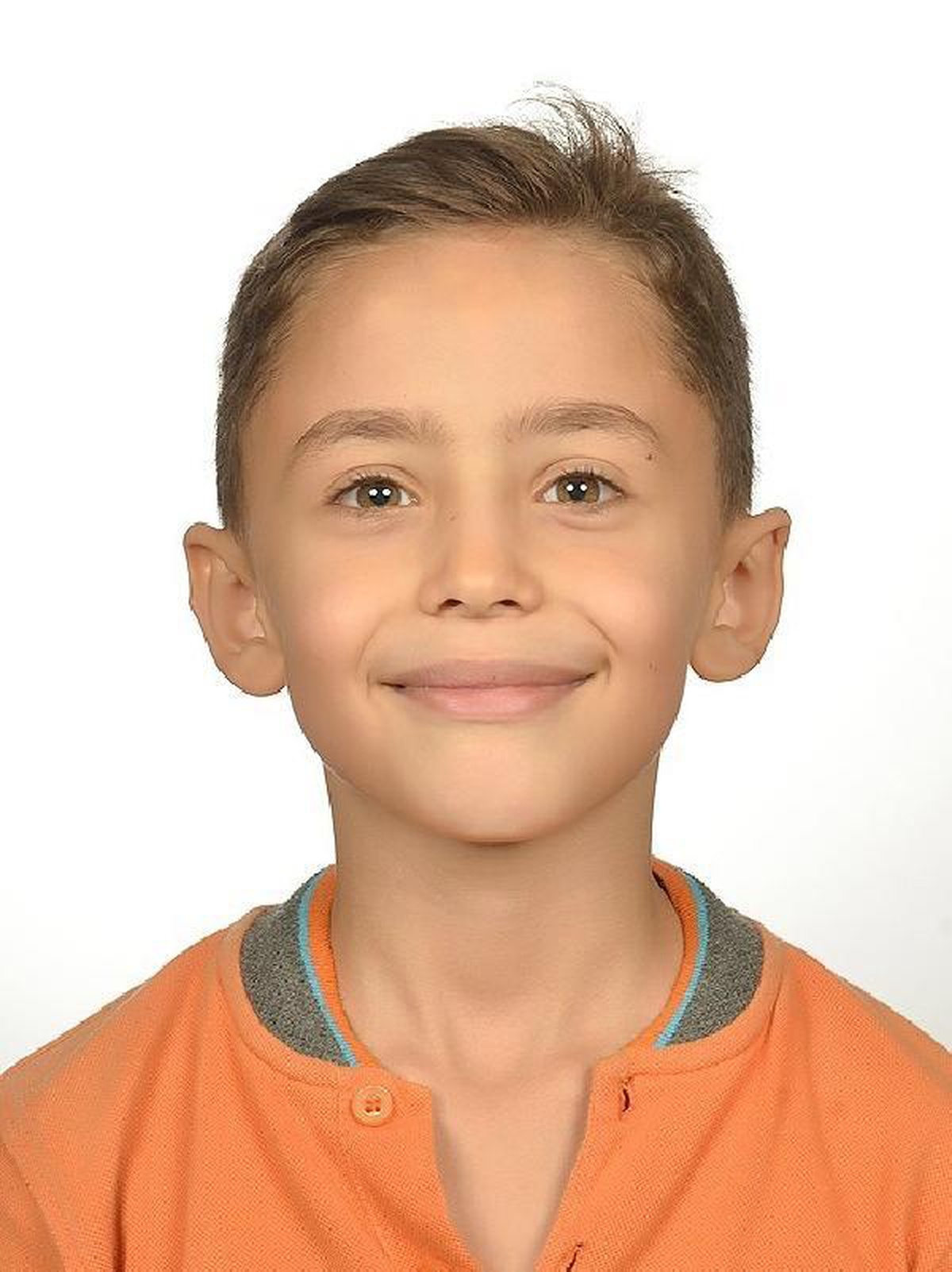Yaya geçidinden geçmek isteyen Miraç, ehliyetsiz sürücünün kurbanı oldu