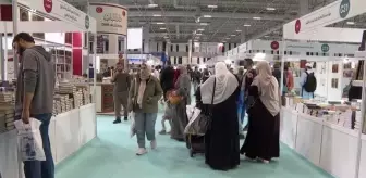 '7. Uluslararası İstanbul Arapça Kitap Fuarı'nda göçmenlere gönüllü psikolojik destek veriliyor