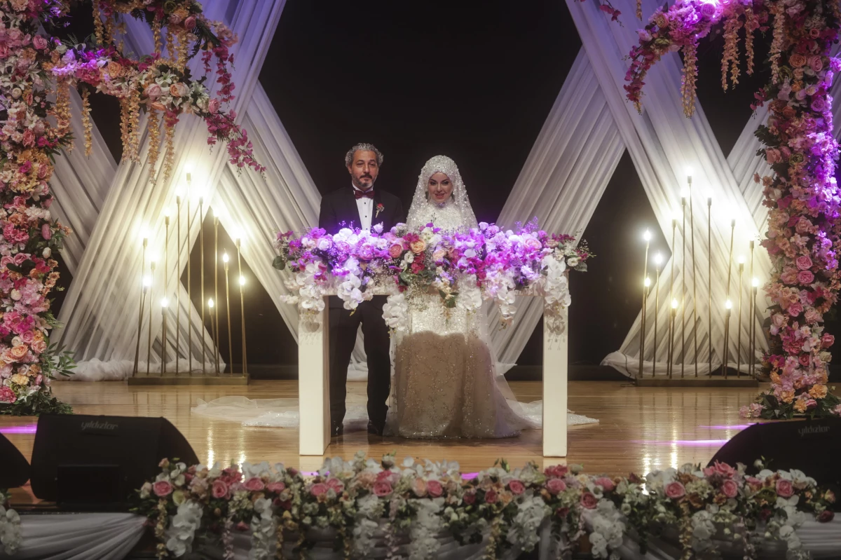 AA çalışanlarından Fatma Esma Arslan ve Cem Özdel evlendi